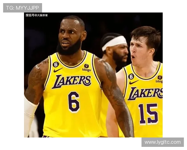 詹姆斯领衔湖人新赛季阵容 豪华阵容备战季后赛全力冲击总冠军